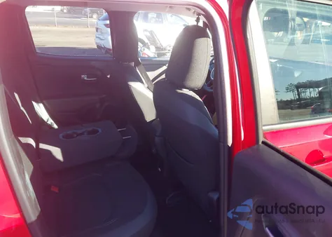 2022 Jeep Renegade (Red) Edition 4X4 из США, поврежденный, VIN ZACNJDB15NPN73832